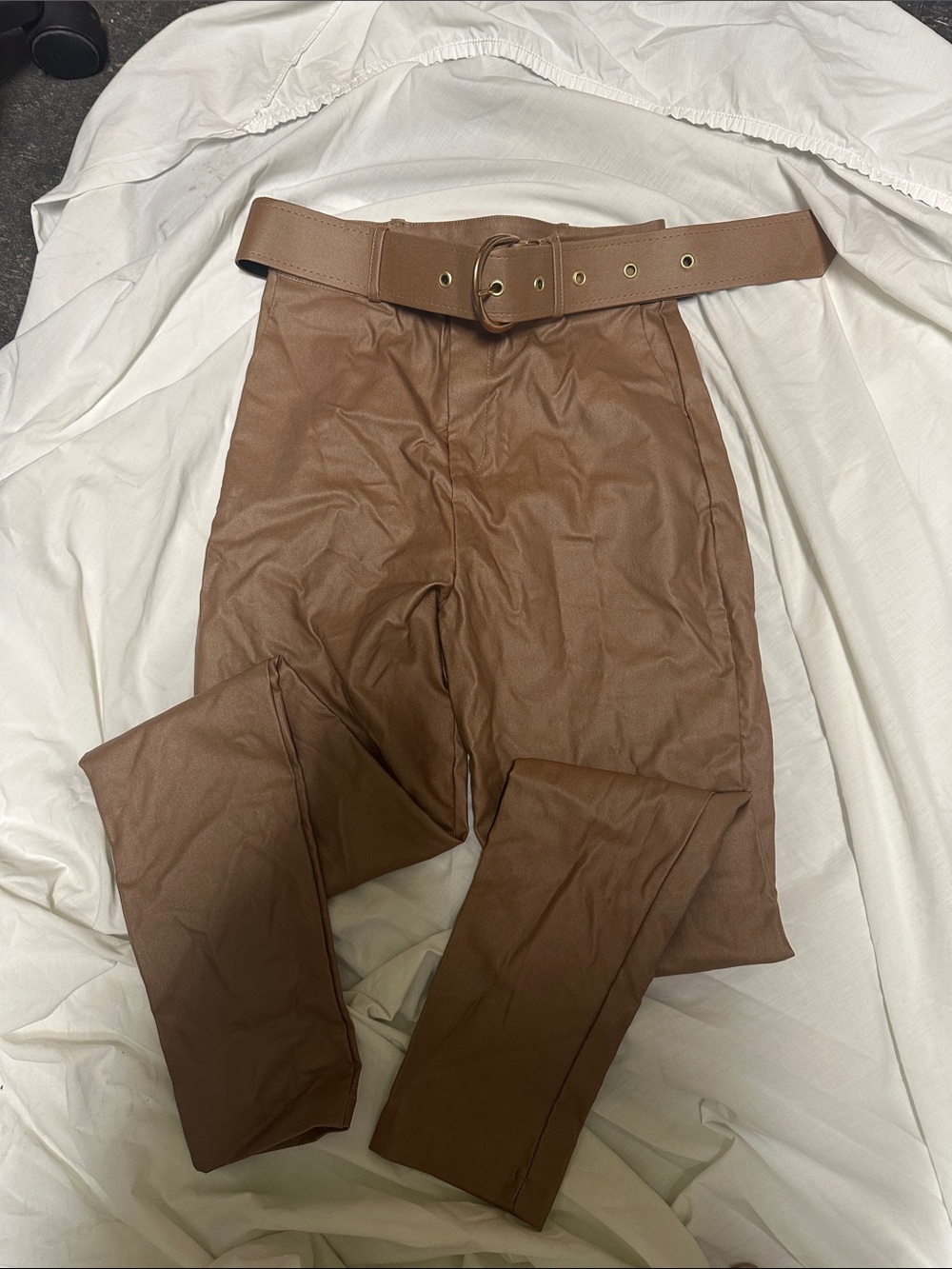 High-Waist Brown Faux-Leather Pants with Matching Belt
